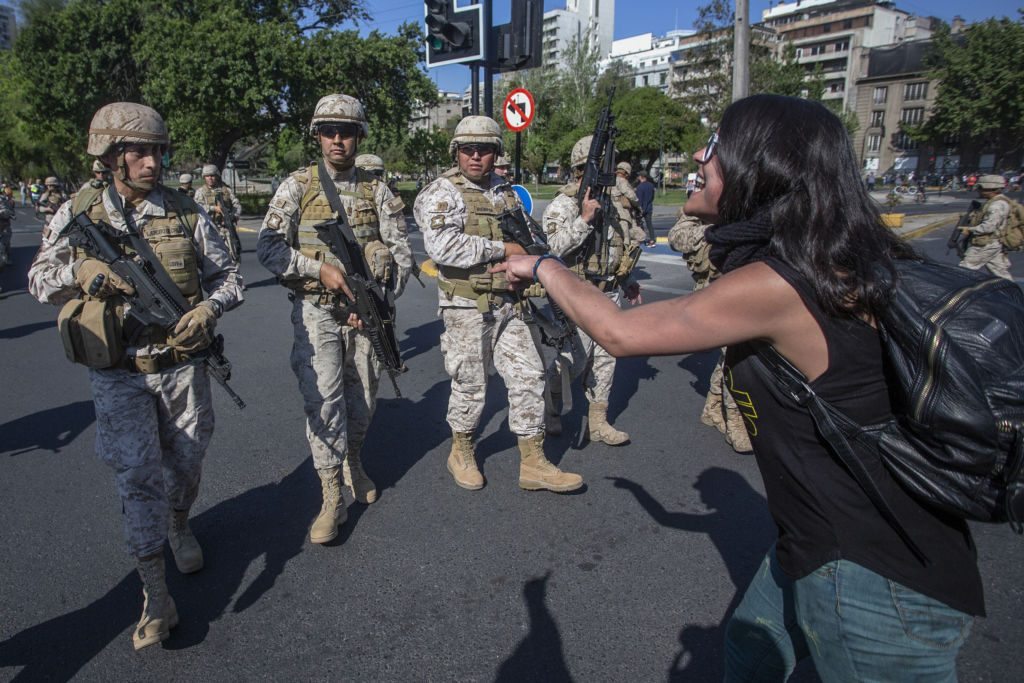 « Ils nous ont tant volé qu'ils nous ont même dérobé notre peur » : insurrection populaire au Chili