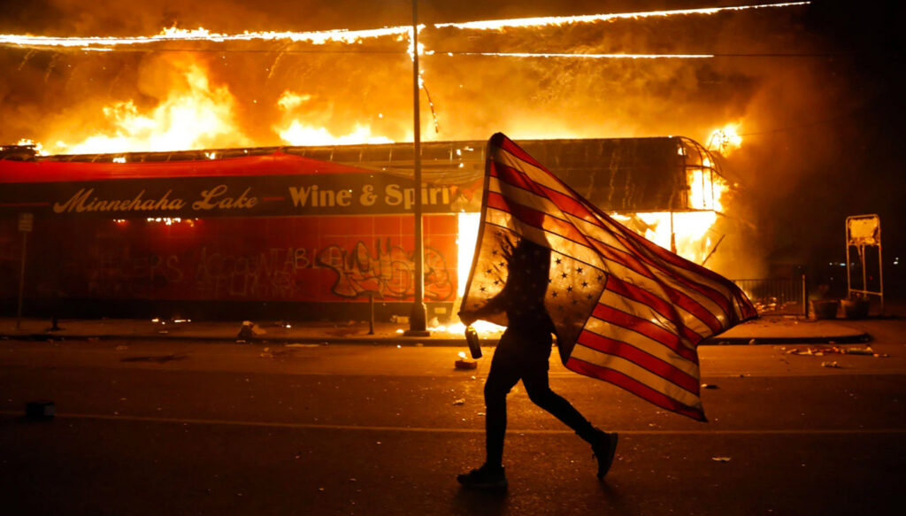 « Nous serons les complices de toute insurrection visant à mettre à mal le suprémacisme blanc » « Nous serons les complices de toute insurrection visant à mettre à mal le suprémacisme blanc »