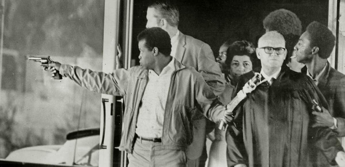 7 août 1970 : Le « suicide révolutionnaire » de Jonathan Jackson 7 août 1970 : Le « suicide révolutionnaire » de Jonathan Jackson